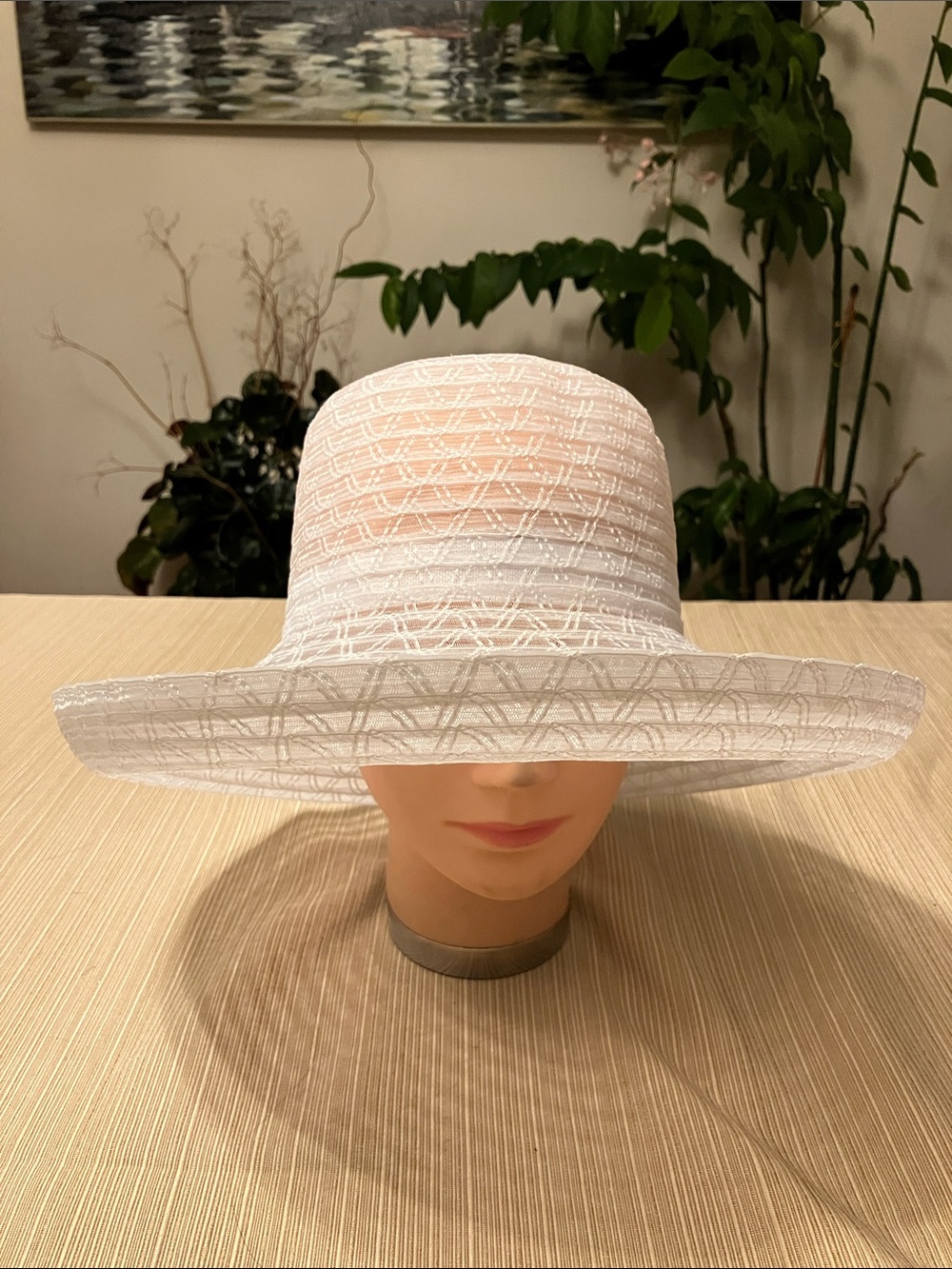 Chic Lightweight White Polyester Wide-Brim Hat